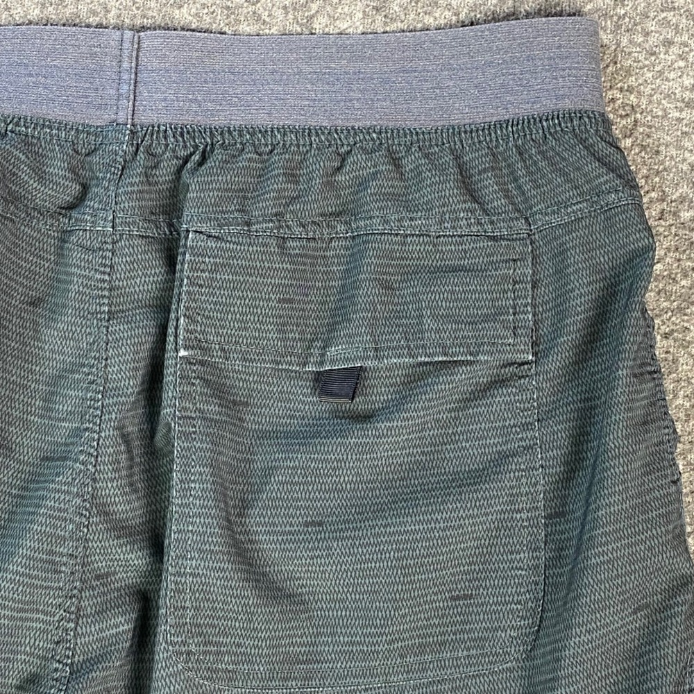 Prana Mens Shorts Size M Green Rust Colorblock Breathe Active Hiking Athletic - Picture 8 of 10